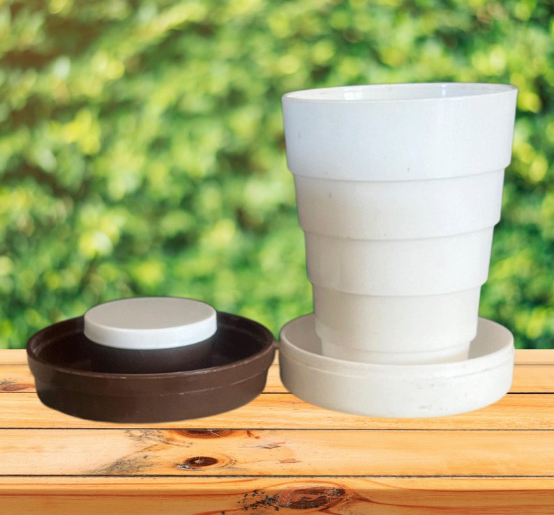 1970s Brown and White Collapsible Travelling Cup